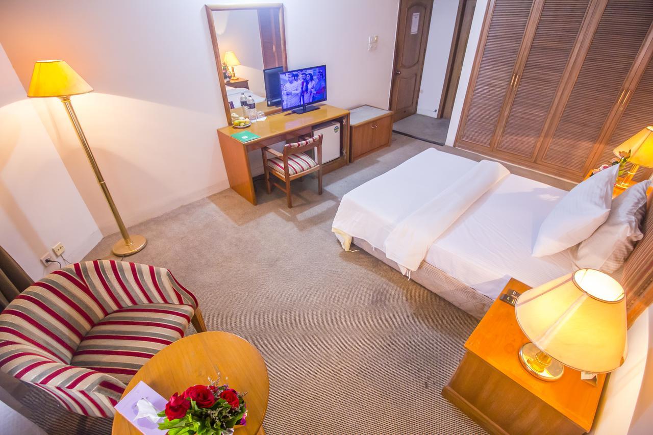 Hotel Swiss Park ダッカ エクステリア 写真