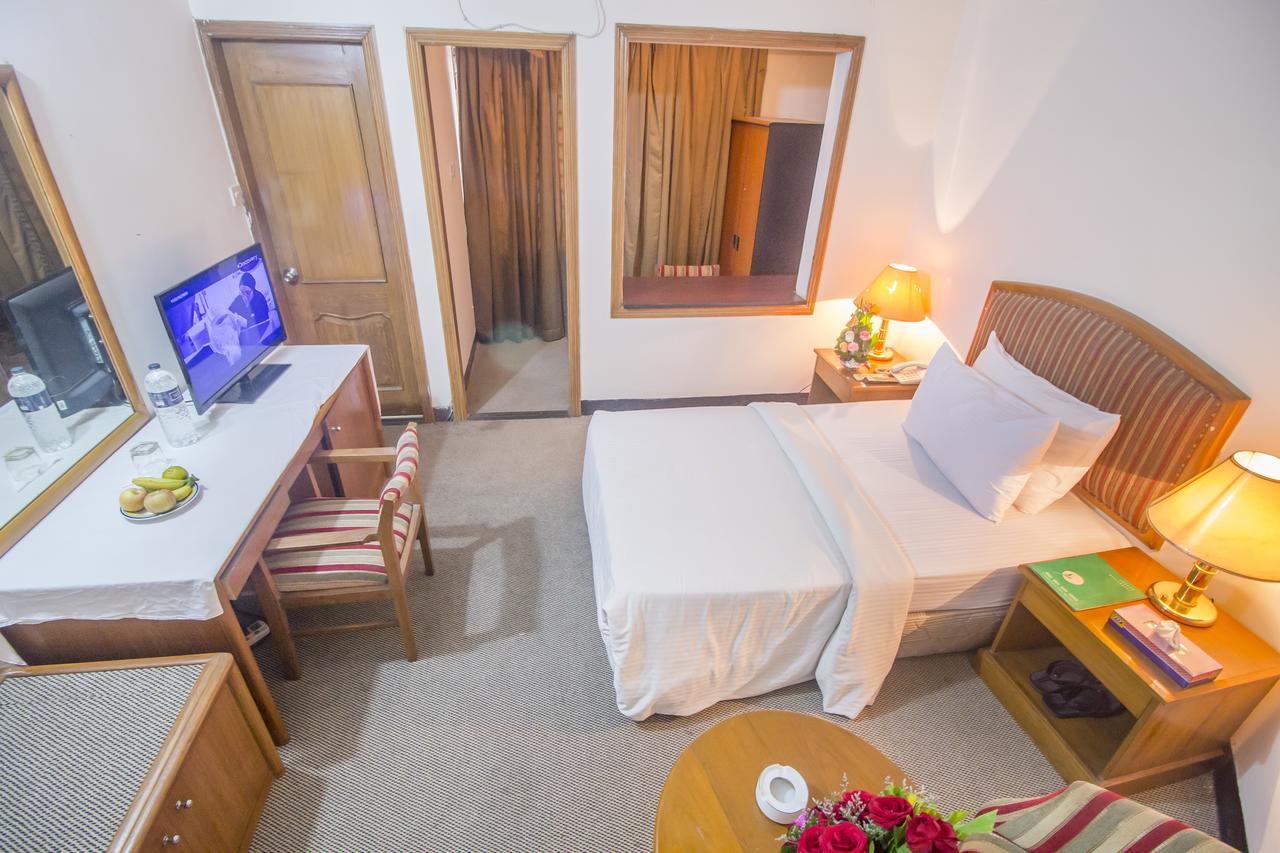 Hotel Swiss Park ダッカ エクステリア 写真