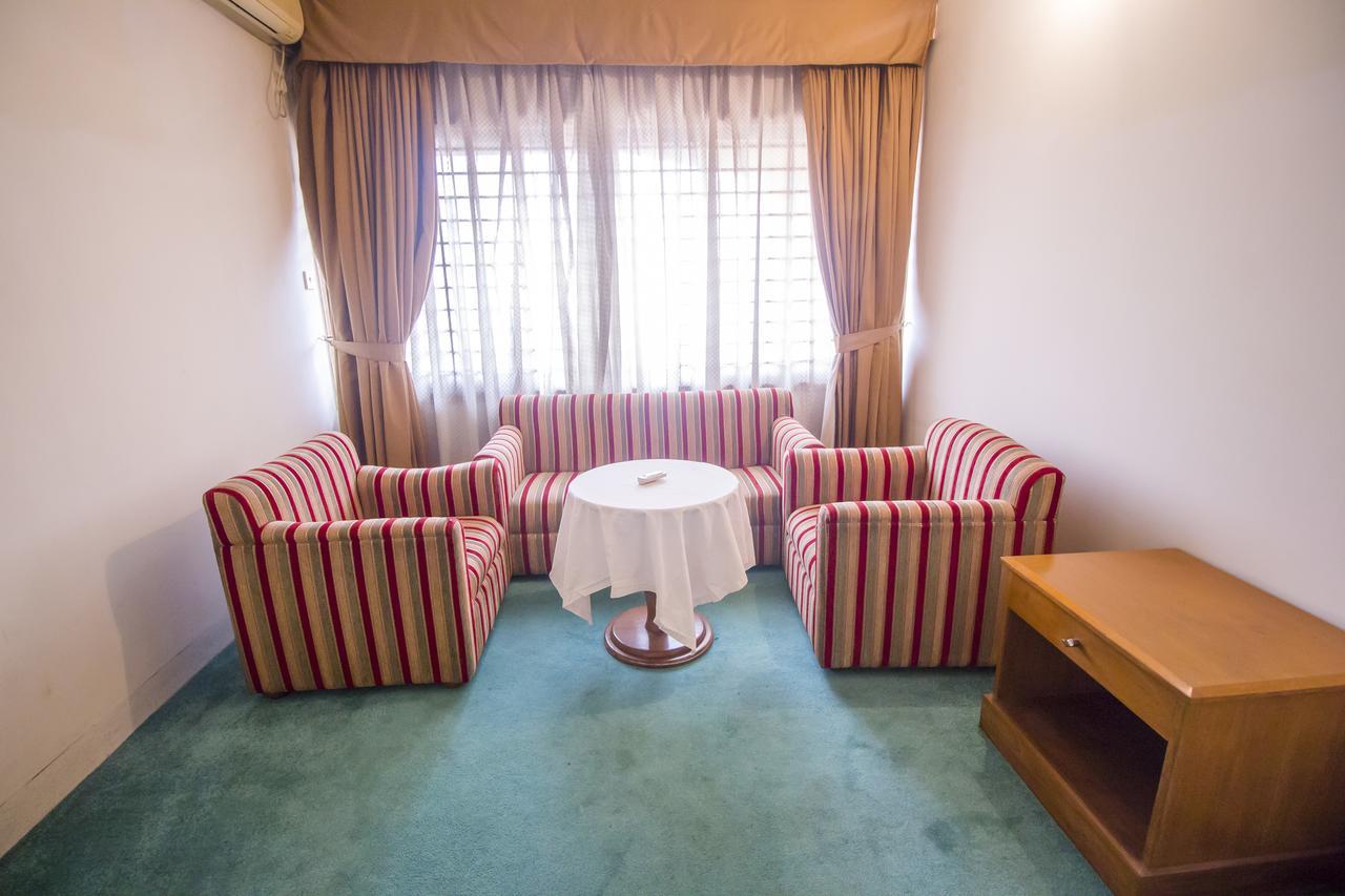 Hotel Swiss Park ダッカ エクステリア 写真